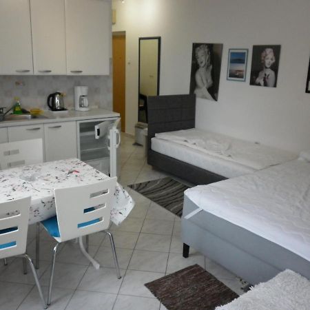 Apartment Antoncic Dramalj Exterior photo