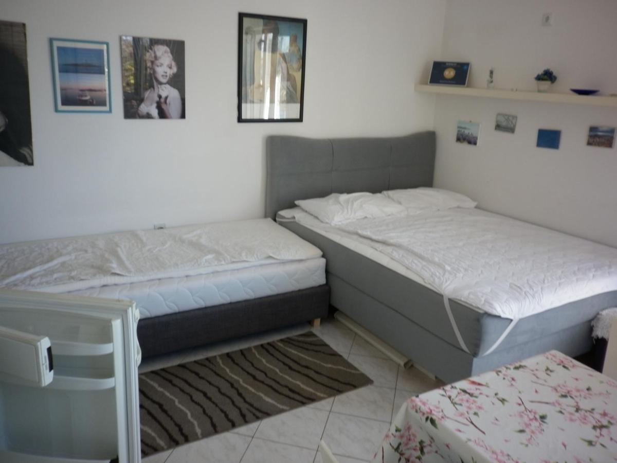 Apartment Antoncic Dramalj Exterior photo