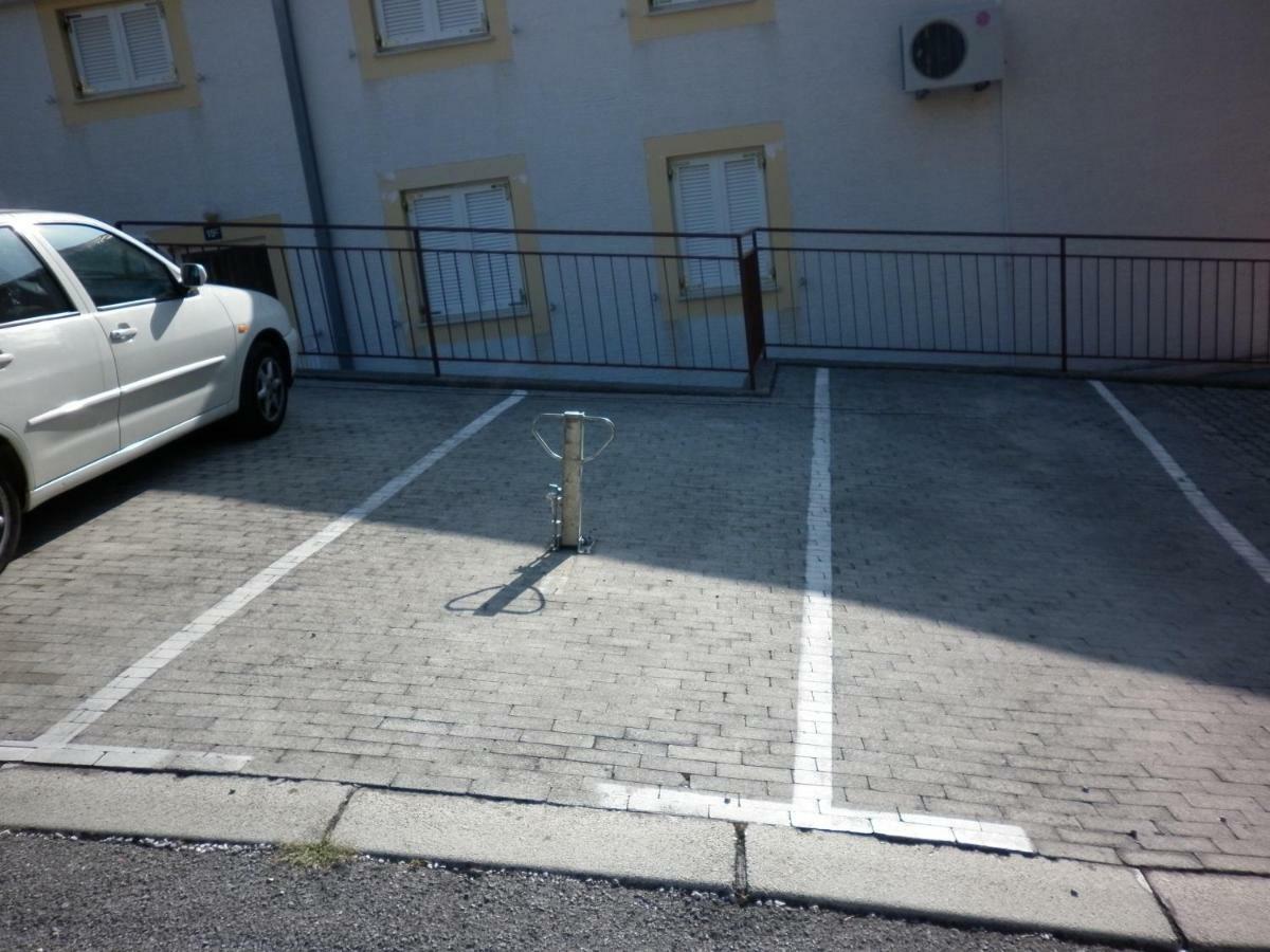 Apartment Antoncic Dramalj Exterior photo