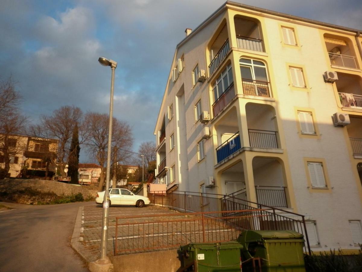 Apartment Antoncic Dramalj Exterior photo